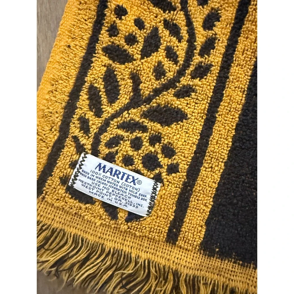 Vintage Martex Bath Towel Yellow Navy Blue Floral Reversible Fringe‎ 100% Cotton